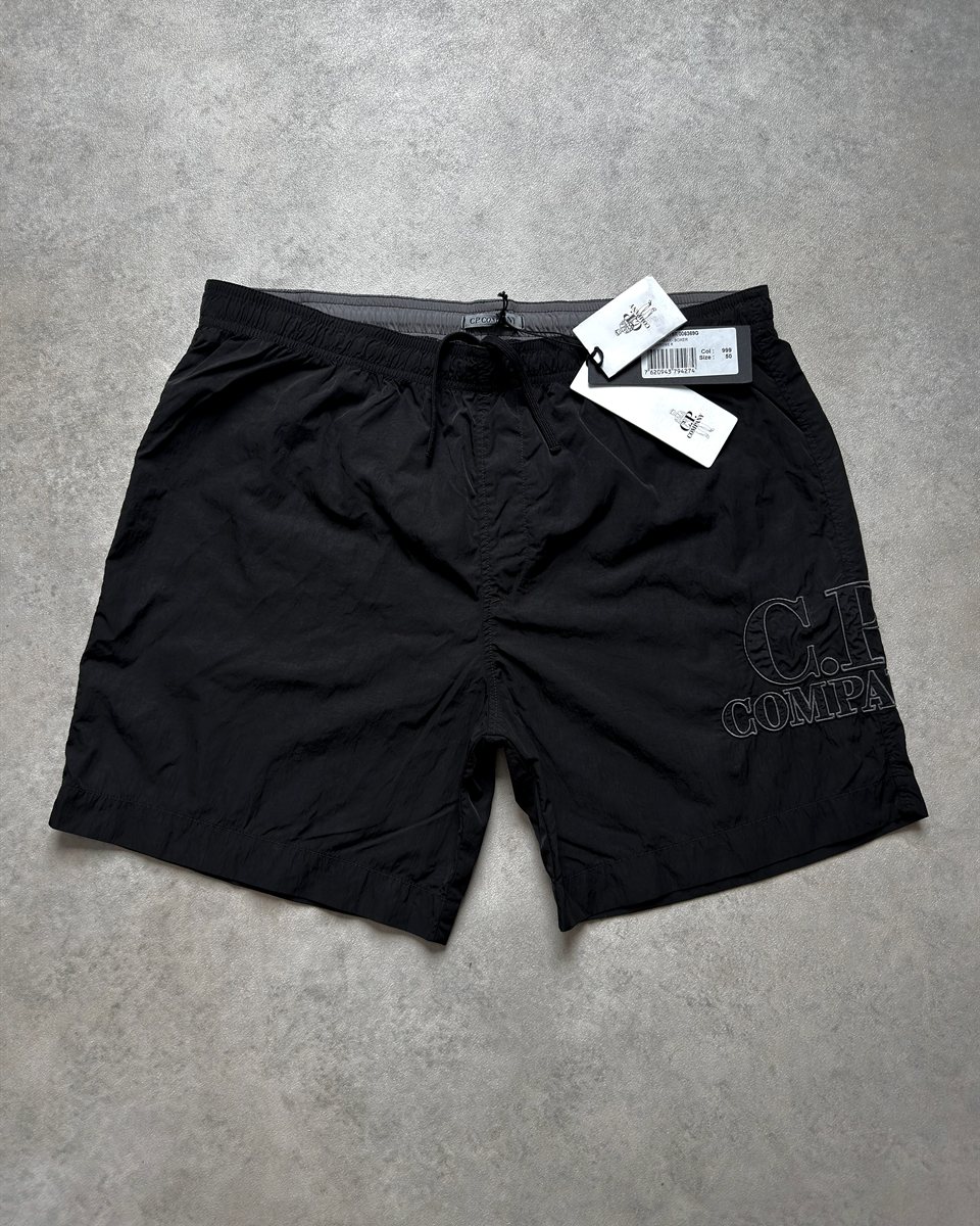C.P. Company Embroidered Logo Shorts — photo 1 sur 6